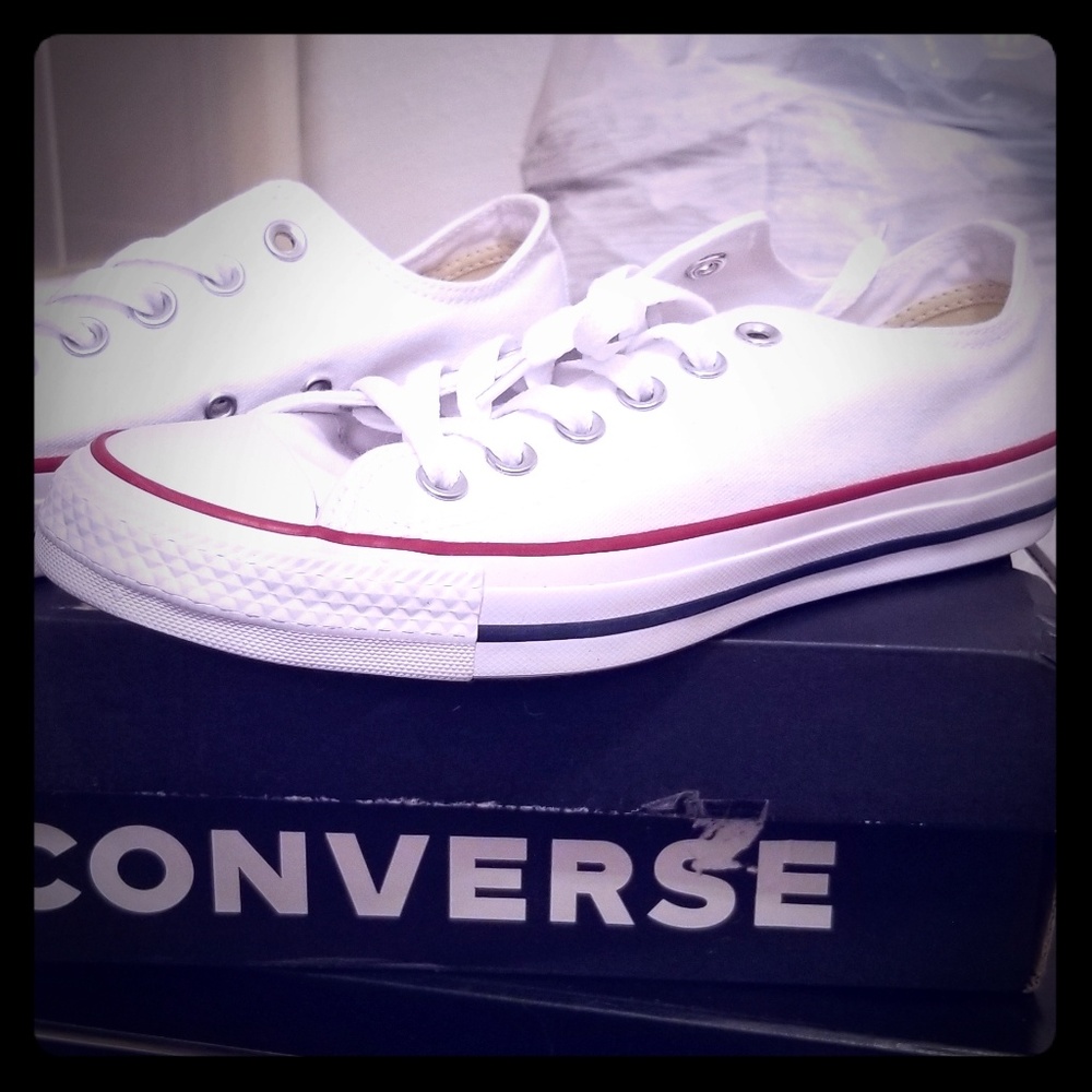 Converse chuck taylors